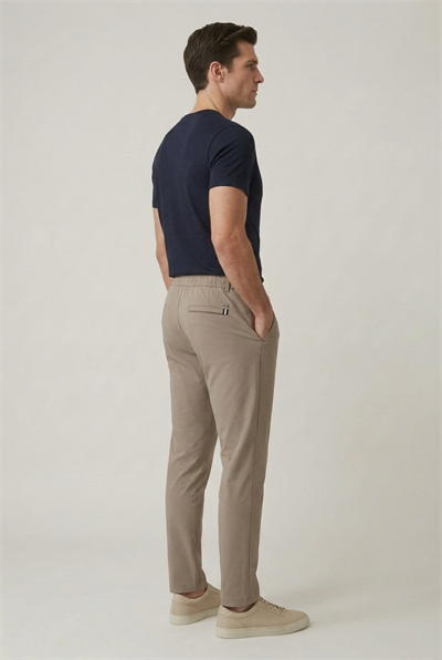 Erkek Vizon Slim Fit Beli Yarım Lastikli Bağcıklı Kırışmaz Kumaş Jogger Pantolon