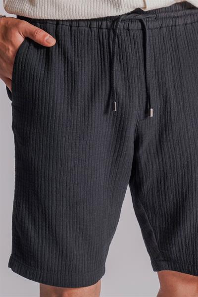 Erkek Yandan Cepli Beli Lastikli  Dokulu Kumaş Relaxed Fit Jogger Şort Siyah