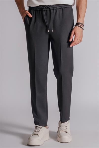 Erkek Yandan Cepli Beli Lastikli Relaxed Fit Jogger Pantolon Siyah