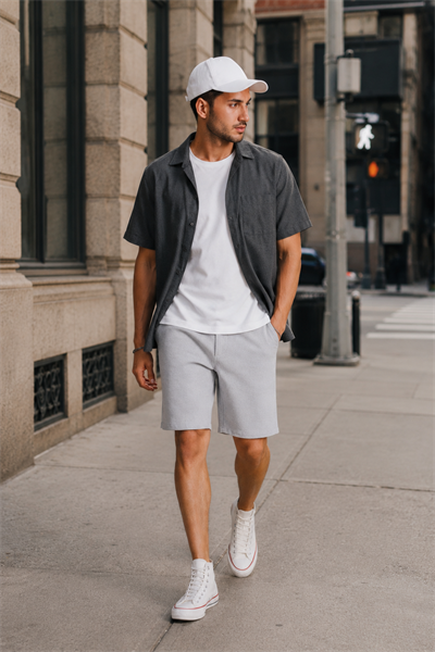 Erkek Yandan Cepli Klasik Bel Slim Fit Chino Şort Gri