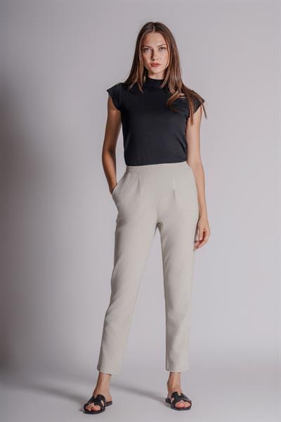 Kadın Yandan Cepli Beli Lastikli ve Pileli  Slim Fit Jogger Pantolon Bej