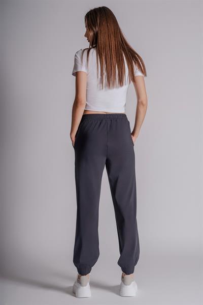 Kadın Yandan Cepli Beli ve Paçası Lastikli Relaxed Fit Jogger Pantolon Lacivert