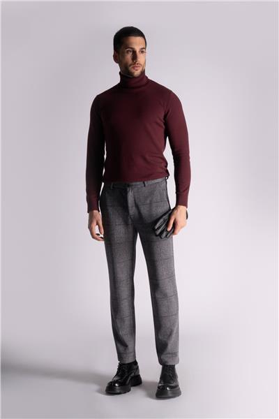 Прямые брюки в клетку