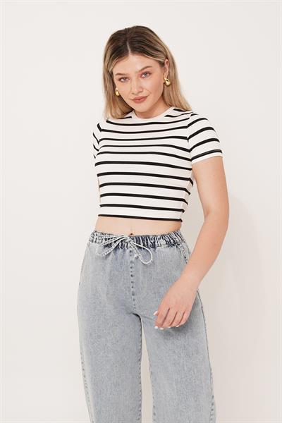 Sırt Kemer Detaylı Çizgili Beyaz Crop
