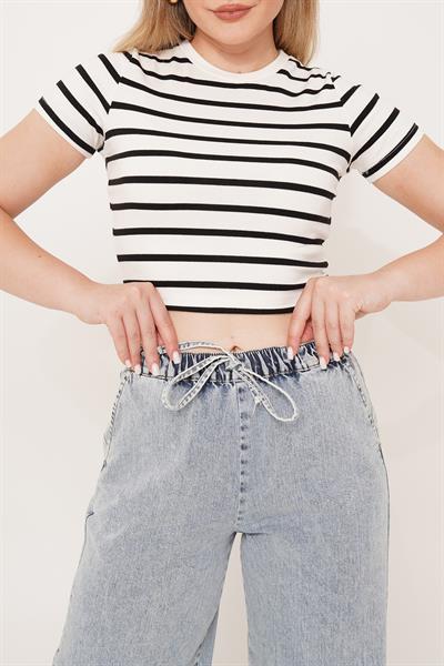 Sırt Kemer Detaylı Çizgili Beyaz Crop