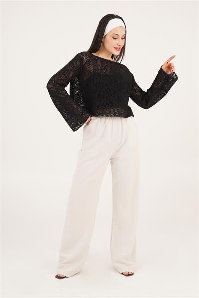 Kayık Yaka Volan Kol Detaylı Ajurlu Siyah Kazak