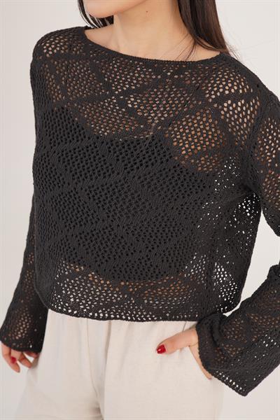 Kayık Yaka Volan Kol Detaylı Ajurlu Siyah Kazak