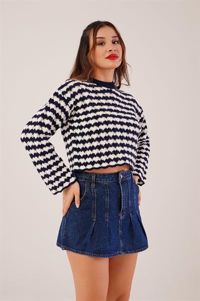 Ajurlu Çift Renk Triko Lacivert Kısa Kazak