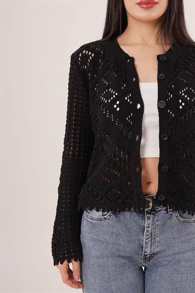 Ajurlu Düğmeli Siyah Hırka