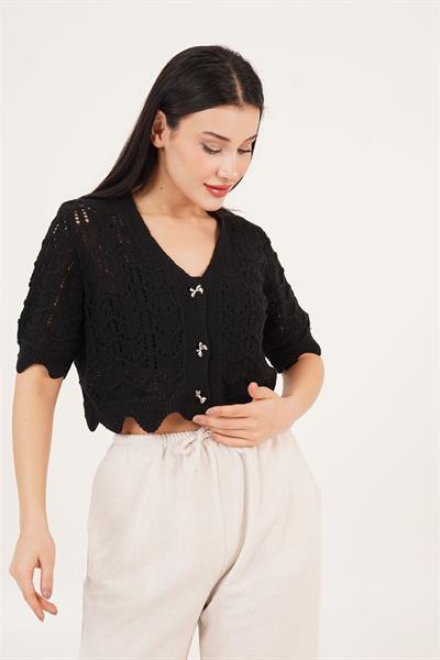Ajurlu Fiyonk Düğmeli Siyah Crop Hırka