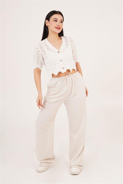 Ajurlu Fiyonk Düğmeli Beyaz Crop Hırka