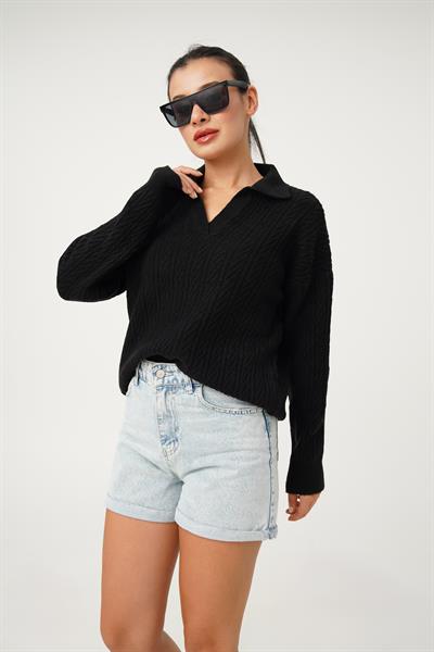 Apaş Yaka Siyah Aran Örgü Triko Kazak