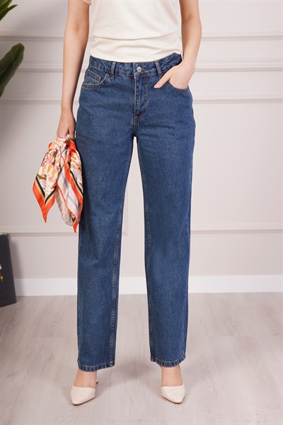 Yüksek Bel Nakış Detaylı Geniş Paça Kot Pantolon