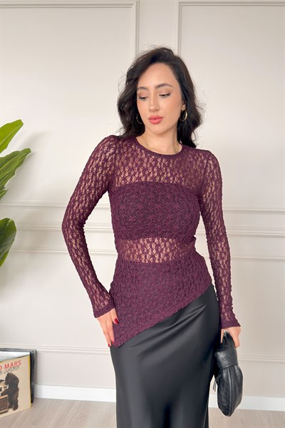 Asimetrik Kesim Transparan Dantelli Mürdüm Bluz