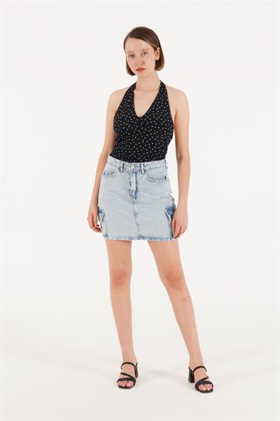 Puantiyeli Boyundan Bağlamalı Siyah Bluz