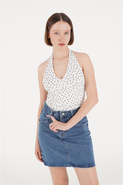 Puantiyeli Boyundan Bağlamalı Beyaz Bluz