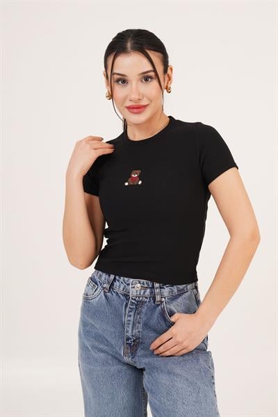 Ayıcık Nakışlı Siyah Fitilli Basic Tişört	