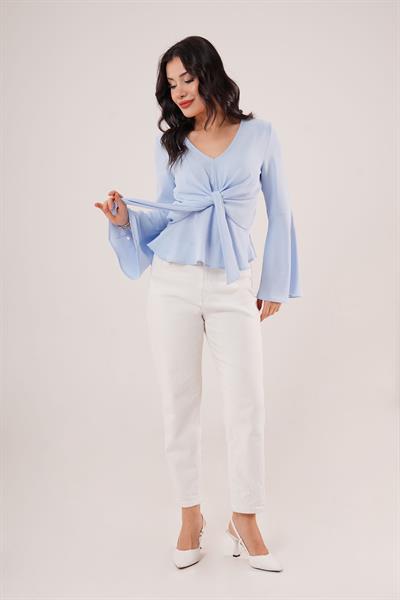 Bağlamalı V Yaka Volanlı Bebe Mavisi Bluz