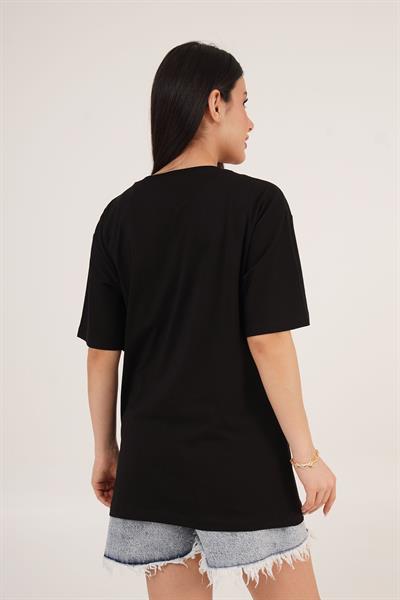 Renkli Kuş Tüyü Desen ve Taş İşlemeli Siyah Tişört