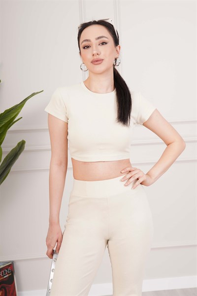 Basic Crop ve İspanyol Paça Pantolon Bej İkili Takım