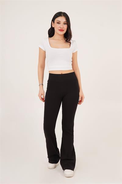 Bel Lastikli Vücuda Oturan Basic Siyah Pantolon