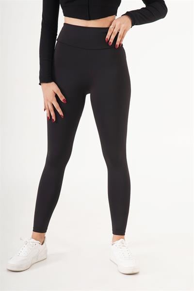 Basic Vücudu Saran Siyah Spor Tayt