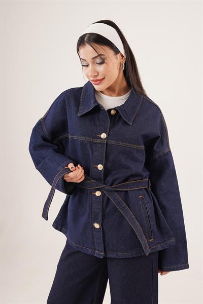 Bel Kuşaklı Cepli Düğme Detaylı Kot Ceket
