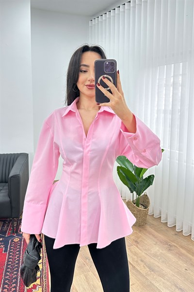 Belden Oturtmalı Kloş Kesim Pembe  Kadın Gömlek