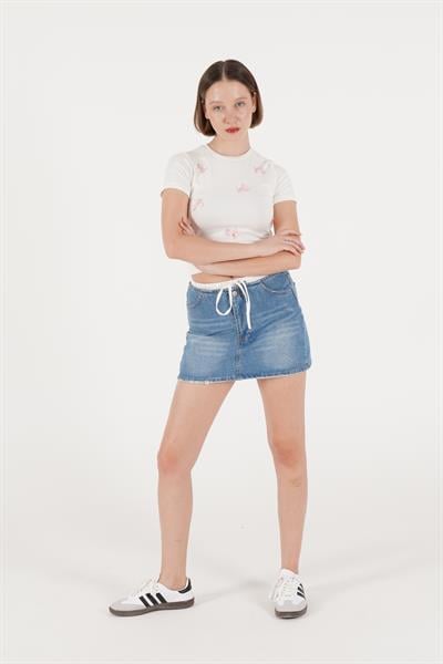 Beli Bağcıklı Mini Kot Etek