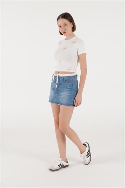 Beli Bağcıklı Mini Kot Etek