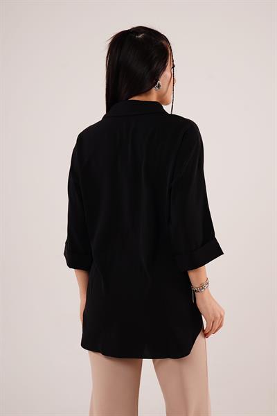 Bileği Katlamalı Arkası Uzun Siyah Gömlek