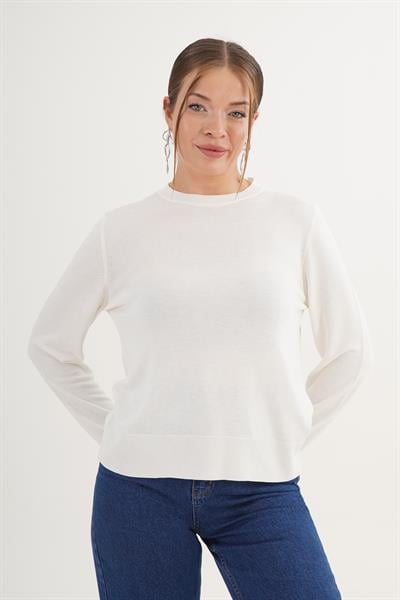 Bisiklet Yaka Basic İnce Beyaz Triko Kazak