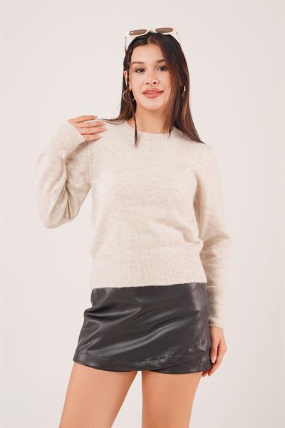 Bisiklet Yaka Düz Model Taş Triko Kazak