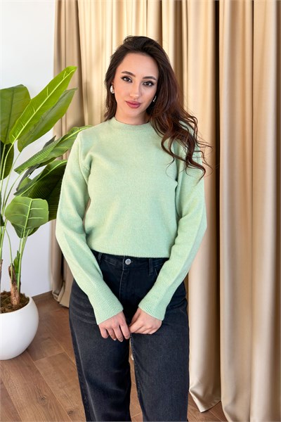 Bisiklet Yaka Düz Model Yeşil Triko Kazak