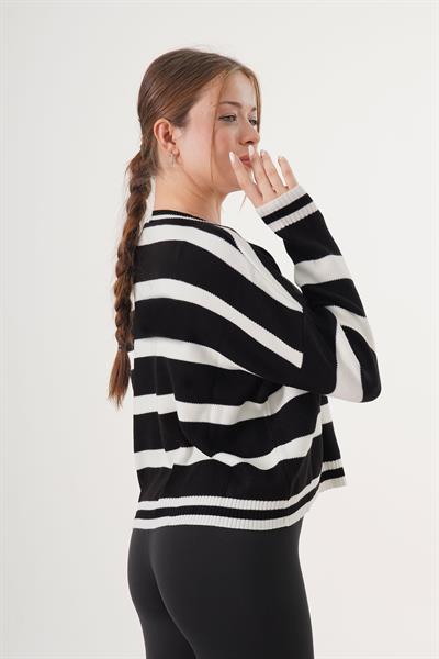 Bisiklet Yaka Kalın Siyah Çizgili Triko Kazak
