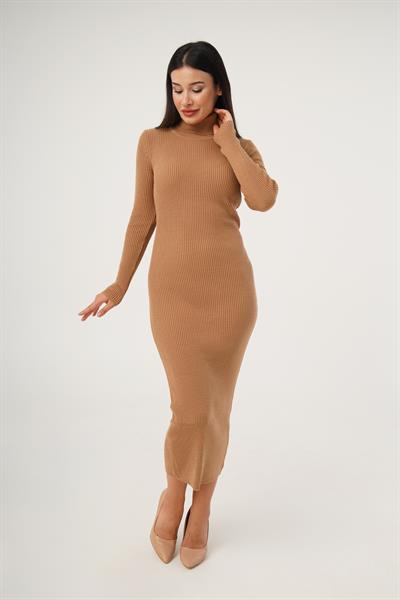 Boğazlı Fitilli Model Camel Triko Uzun Kalem Elbise
