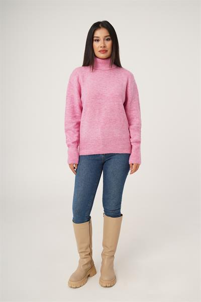 Boğazlı Yaka Pembe Triko Kazak
