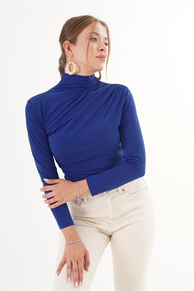 Büzgü Detaylı Dik Yaka Saks Sandy Bluz