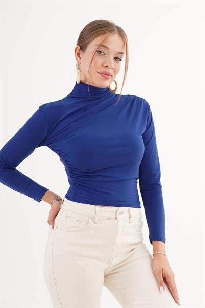 Büzgü Detaylı Dik Yaka Saks Sandy Bluz