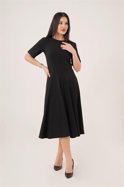 Çan Model Belden Oturtmalı Siyah Elbise