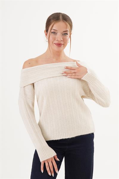 Carmen Yaka Stil Uzun Kol Krem Triko Kazak