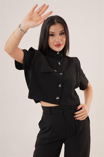 Cepli Düğmeli Bluz ve Diz Detaylı Pantolon Siyah İkili Takım