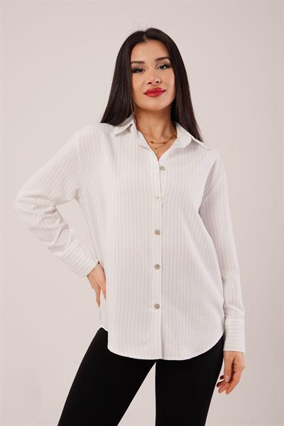 İnce Çizgi Detay Düğmeli Ekru Gömlek
