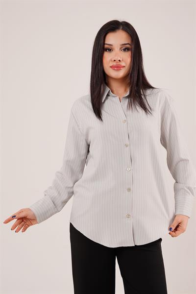 İnce Çizgi Detay Düğmeli Gri Gömlek	
