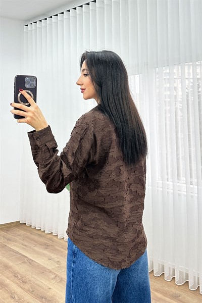 Çiçek Desenli Kahve Gömlek