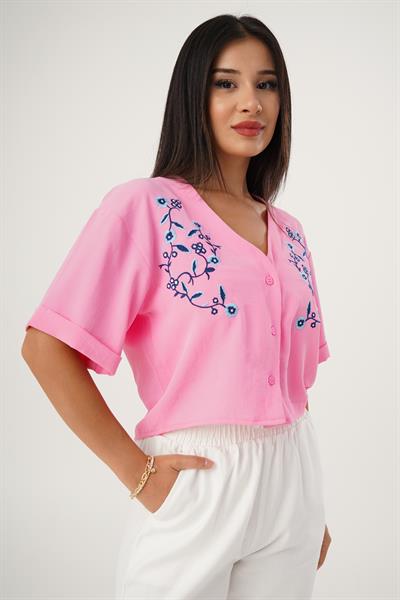 Çiçek Nakışlı Kısa Kol Pembe Gömlek
