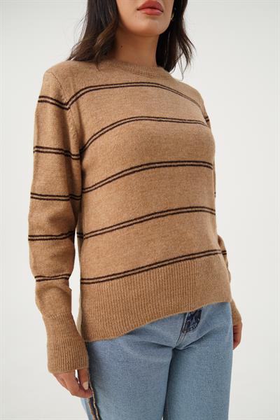 Çift Çizgi Geçişli Bisiklet Yaka Camel Triko Kazak