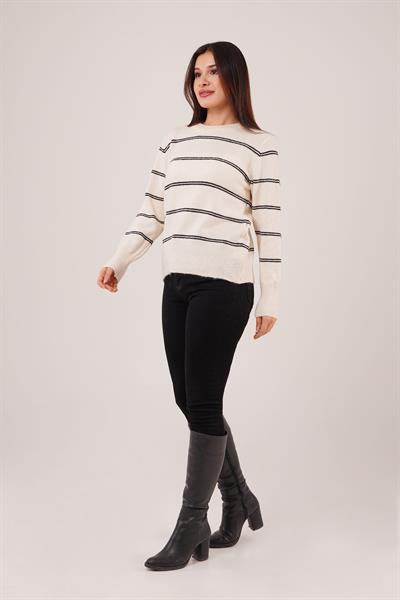 Çift Çizgili Şerit Desen Ekru Triko Kazak