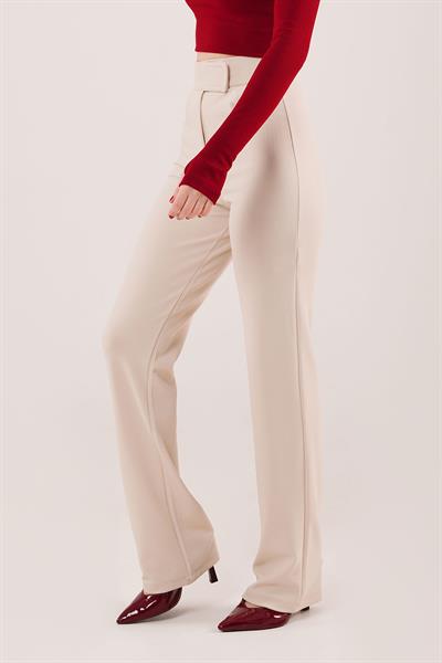 Cırtlı Kapama Esnek Bej Pantolon