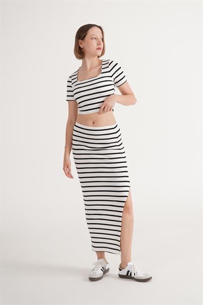 Çizgili Basic Crop Etek Beyaz Takım